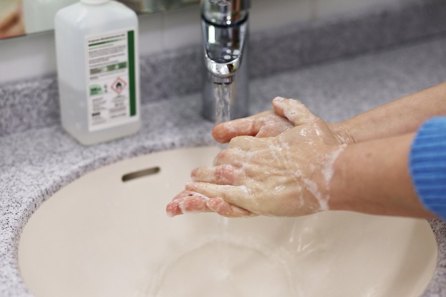 rsz_wash-hands-4906750_19203